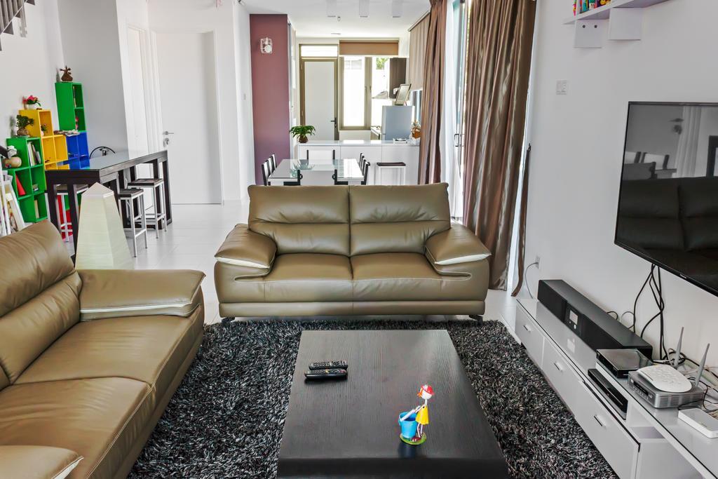 R Residence Jelutong Extérieur photo